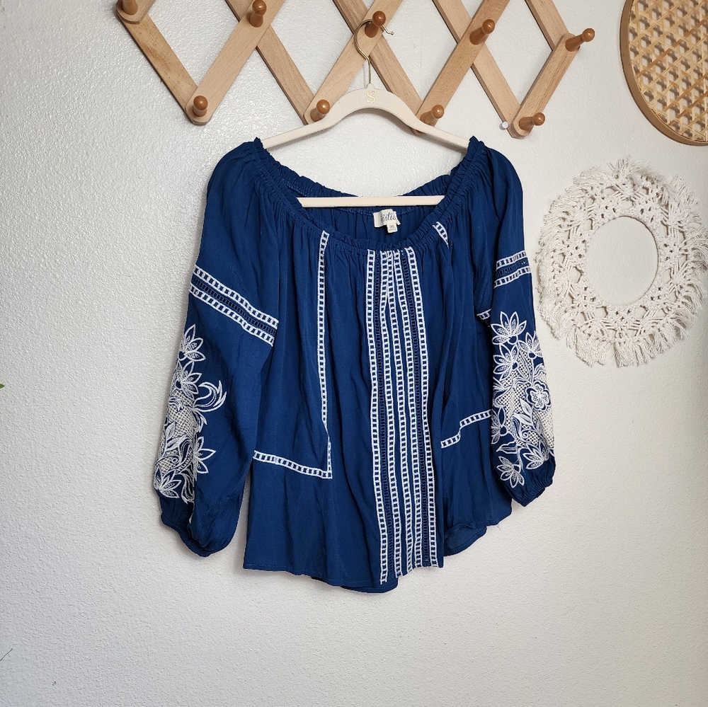 Listicle Boho Blouse Top Women's M Blue Embroidered On Off Shoulder Flowy